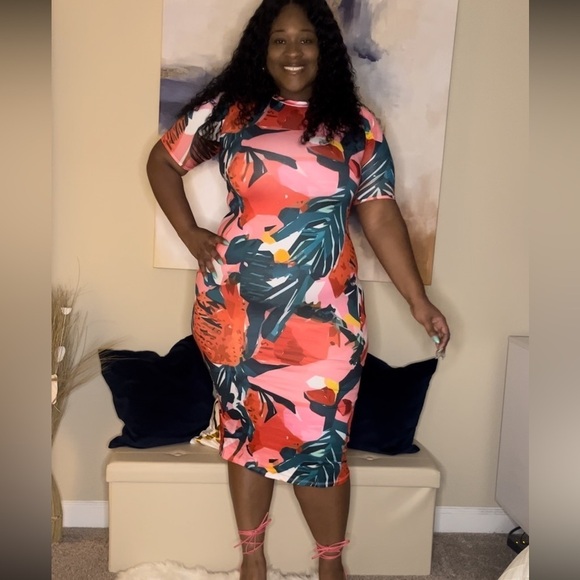 Floral Midi Dress - Picture 3 of 3